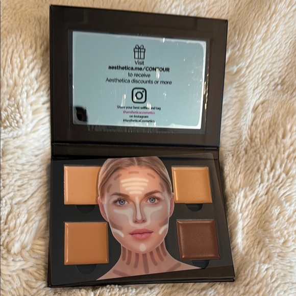 Aesthetica Bronzer and Contour Palette Cream Brown Shades - Picture 1 of 8